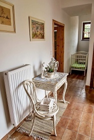 Chalupa baz�n - wellness a vinn� sklep - T�borsko