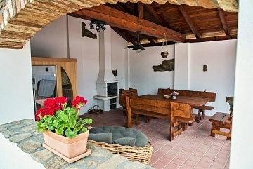 Chalupa baz�n - wellness a vinn� sklep - T�borsko