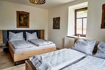 Chalupa baz�n - wellness a vinn� sklep - T�borsko