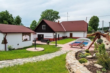 Chalupa baz�n - wellness a vinn� sklep - T�borsko