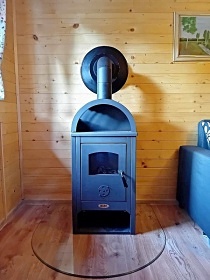 Jesenick� chata s baz�nem - Dlouh� str�n�