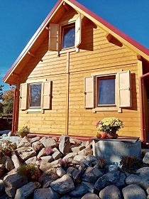 Jesenick� chata s baz�nem - Dlouh� str�n�