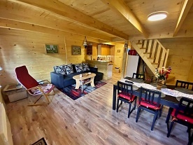 Jesenick� chata s baz�nem - Dlouh� str�n�