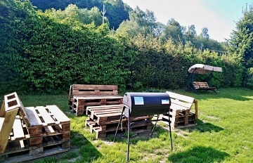 Jesenick� chata s baz�nem - Dlouh� str�n�