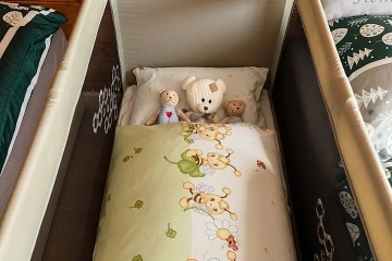 Rodinn� chalupa - baz�n a d�tsk� h�i�t� - ���ky