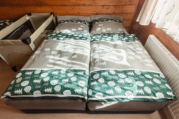 Rodinn� chalupa - baz�n a d�tsk� h�i�t� - ���ky