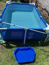 Rodinn� chalupa - baz�n a d�tsk� h�i�t� - ���ky