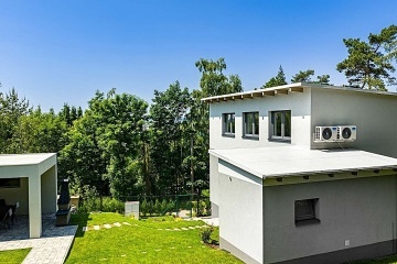 Dv� chaty - Fajt�v kopec - p�ehrada Mosti�t�