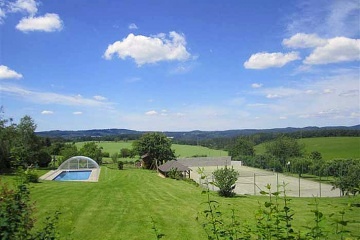 Chalupa Orl�k nad Vltavou - baz�n a sauna