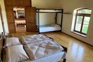 Chalupa Orl�k nad Vltavou - baz�n a sauna