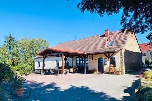 Nov� objekt: Chalupa Orl�k nad Vltavou - baz�n a sauna