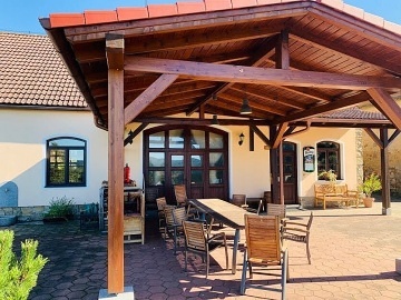 Chalupa Orl�k nad Vltavou - baz�n a sauna