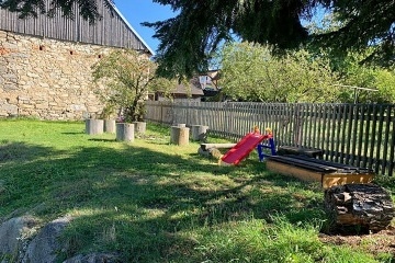 Chalupa Orl�k nad Vltavou - baz�n a sauna