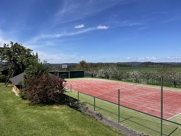 Chalupa Orl�k nad Vltavou - baz�n a sauna