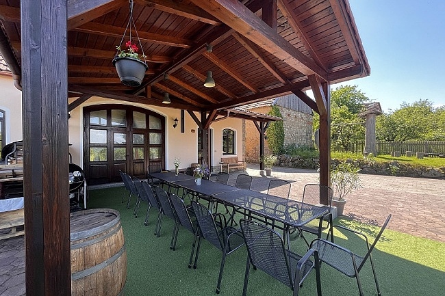 Chalupa Orl�k nad Vltavou - baz�n a sauna