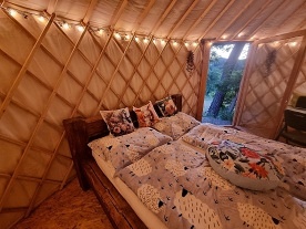 Glamping Toulava - Jurty Hemaniky - Sedlany