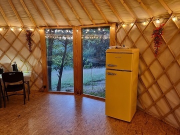 Glamping Toulava - Jurty Hemaniky - Sedlany