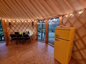 Glamping Toulava - Jurty Hemaniky - Sedlany