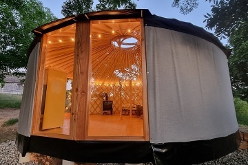 Glamping Toulava - Jurty Hemaniky - Sedlany