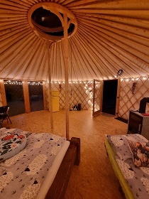 Glamping Toulava - Jurty Hemaniky - Sedlany