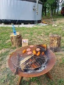 Glamping 01 jurta ed u stodoly - Hemaniky