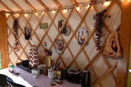 Glamping 01 jurta ed u stodoly - Hemaniky