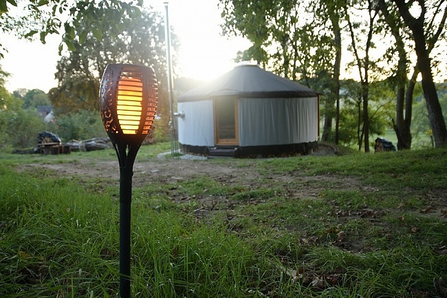 Glamping 01 jurta ed u stodoly - Hemaniky