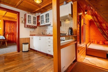 Horsk� chata - baz�n a v��ivka - Lys� hora - Beskydy