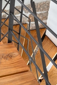 Chalupa se saunou - terasa a potok - Jizersk� hory