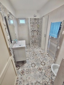 Chalupa s baz�nem - Nov� Paka - Podkrkono��