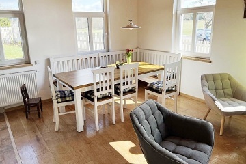 Chalupa s baz�nem - Nov� Paka - Podkrkono��