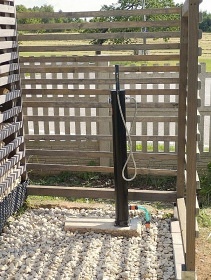 Chalupa s baz�nem - Nov� Paka - Podkrkono��