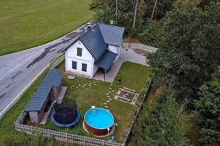 Nov� objekt: Chalupa s baz�nem - Nov� Paka - Podkrkono�� 5C-366