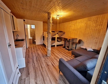 Chata s terasou - M�chovo jezero - hrad Bezd�z