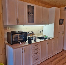 Chata s terasou - M�chovo jezero - hrad Bezd�z