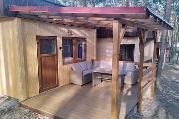 Chata s terasou - M�chovo jezero - hrad Bezd�z