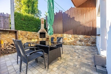 Chalupa wellness a vinn� sklep - Beskydsk� kopce