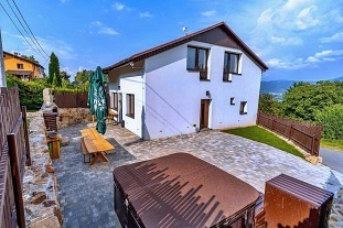 Nov� objekt: Chalupa wellness a vinn� sklep - Beskydsk� kopce 3M-287