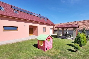 Chalupa CHKO T�ebo�sko - Rybn�k Sv�t - ji�n� �echy