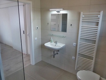 Chalupa CHKO T�ebo�sko - Rybn�k Sv�t - ji�n� �echy