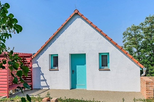 Chata a vinn� sklep - aquapark Hustope�e - P�lava