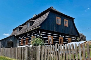 Roubenka Jizerská magistrála - rozhledna Štěpánka