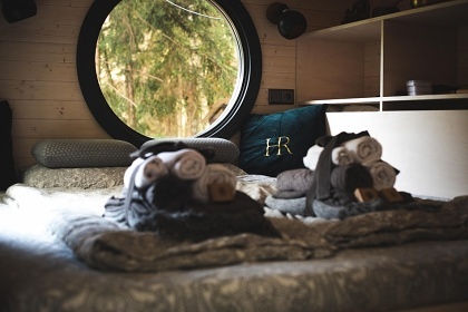 Hidden Retreat - glamping a sauna na vodě