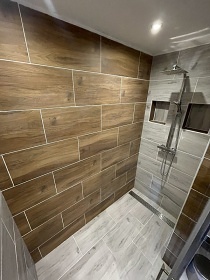 Chata s vnit�n�m baz�nem - Hrub� sk�la - �esk� r�j