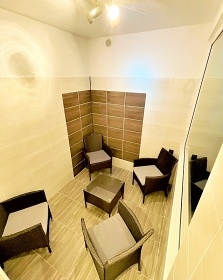 Chata s vnit�n�m baz�nem - Hrub� sk�la - �esk� r�j