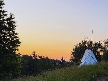 Glamping Jestřebí hory - Červený Kostelec - Broumov