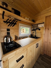 Glamping se saunou Pod rybn��ky - CHKO Brdy