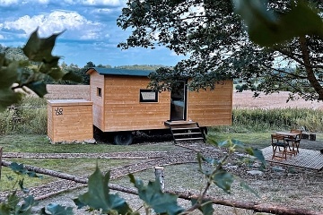 Glamping se saunou Pod rybn��ky - CHKO Brdy
