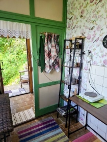 Chata u lesa - řeka Sázava - Jílové u Prahy