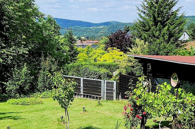 Chata u lesa - řeka Sázava - Jílové u Prahy